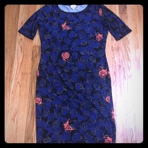 Medium LuLaRoe Julia sheath dress. EUC